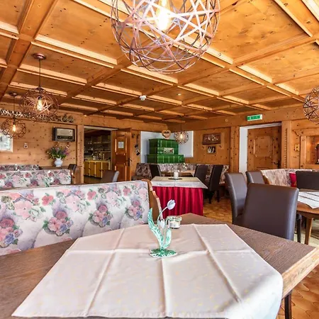 Hotel Gasthof Oberwirt Und Elisabeth 3*