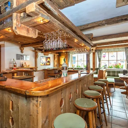 Gasthof Oberwirt Und Elisabeth جيرلوس